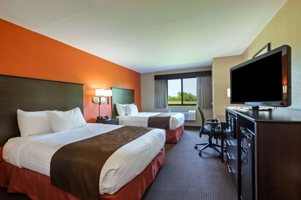 AmericInn by Wyndham Algona