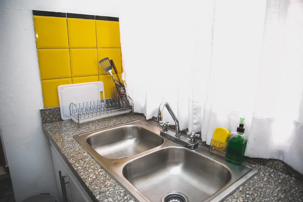 Residenciales H1 & H2 - Breakfast & Room Service - Airport close
