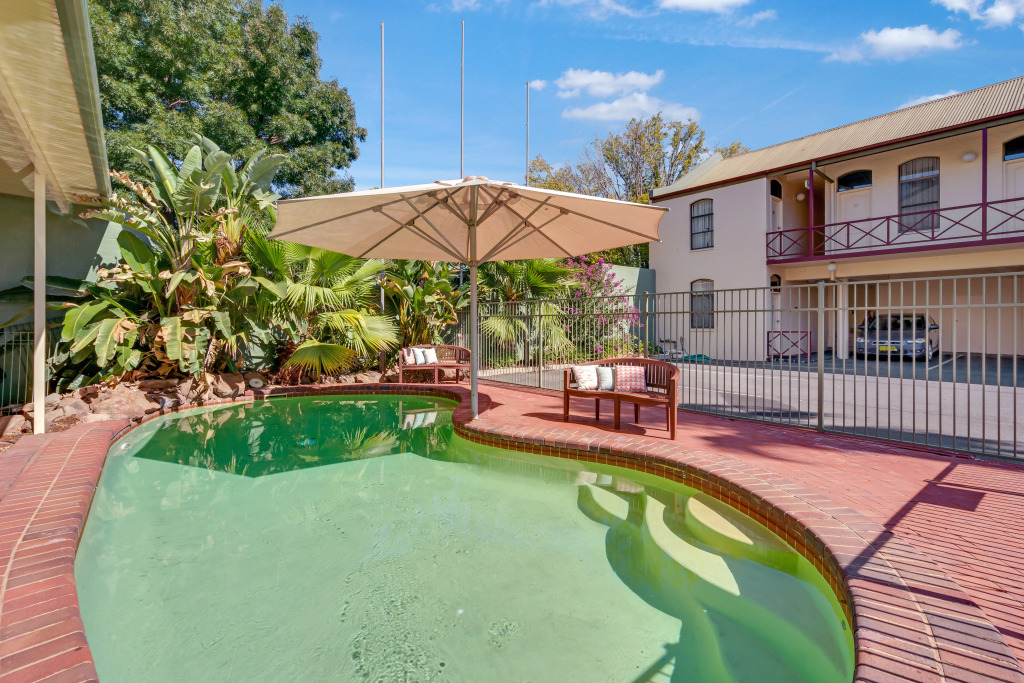 Prince of Wales Hotel