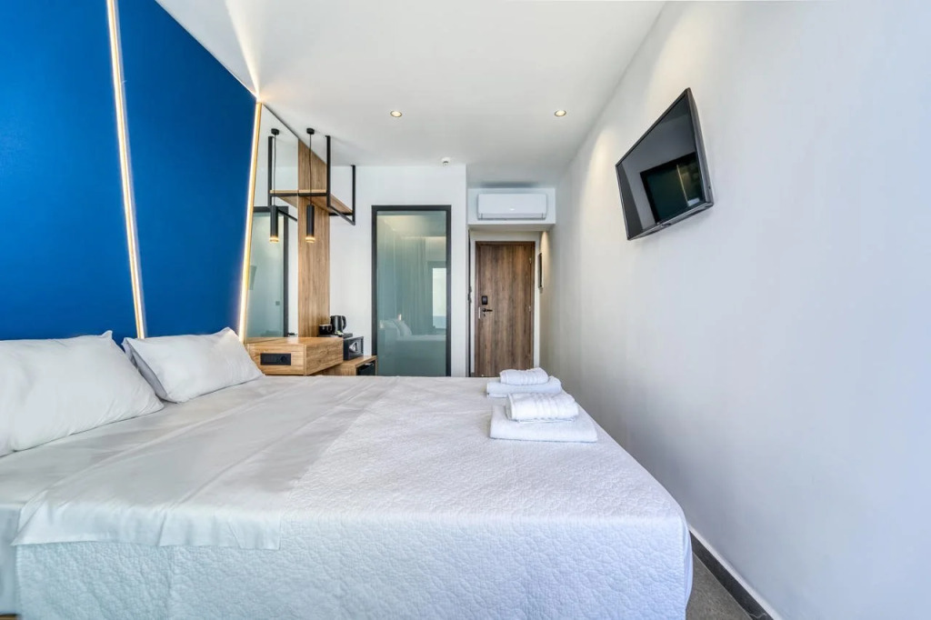 Island Sea Side Hotel