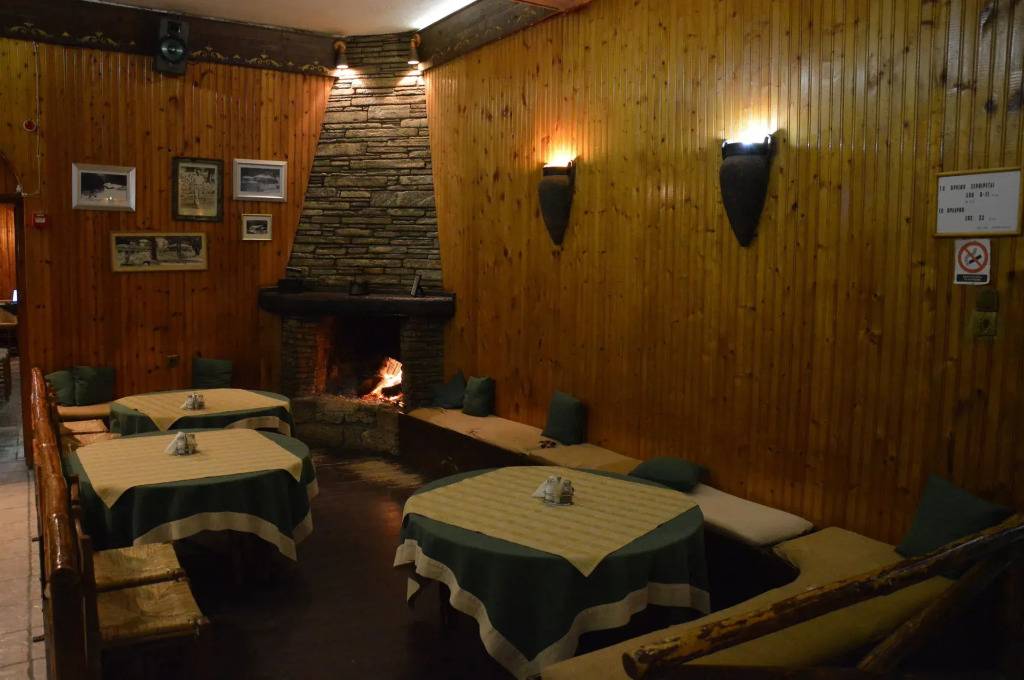 Hotel Hani Zisi