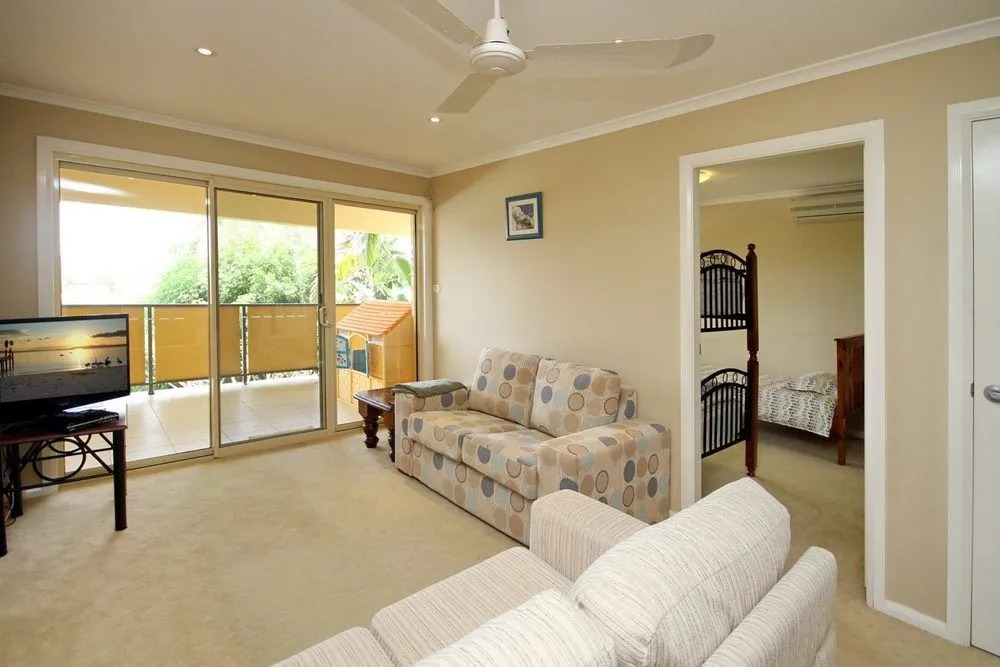 Bellima Bch House, 9 Jackson Close