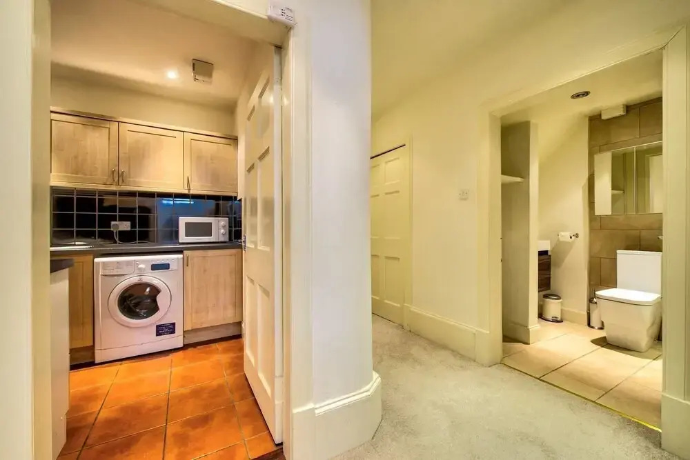 JOIVY Quiet Mews Apartment in New Town