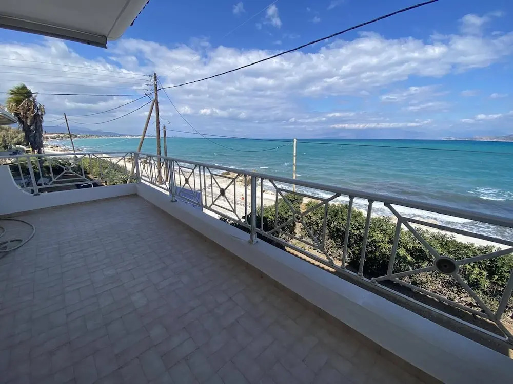 COSTA VASIA Seaside Suites and Apartments