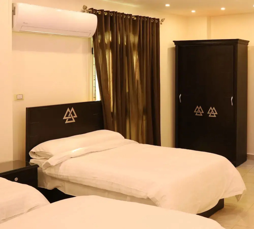 G Hostel inn pyramids