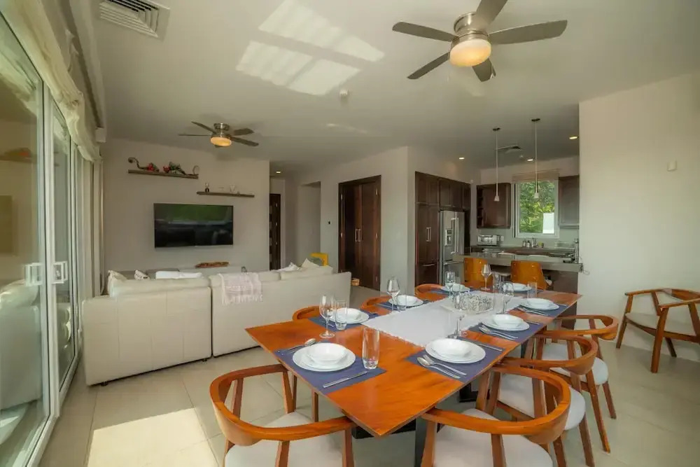Miramar 5D -3 Bedr 3 Bath Ocean View