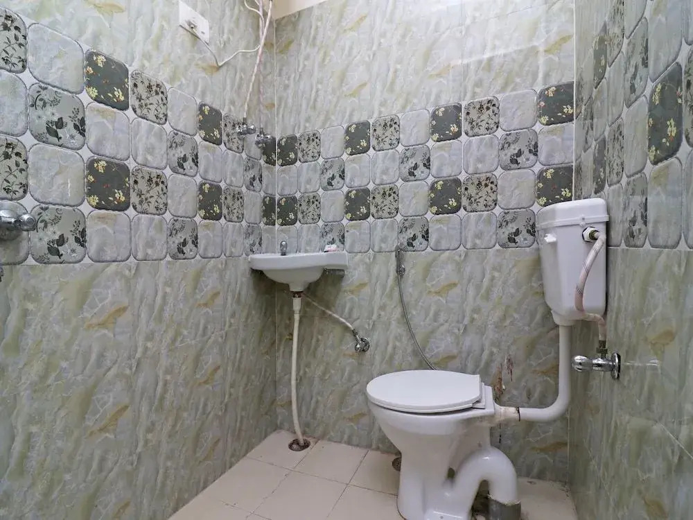 Oyo 24958 Hotel Dayal
