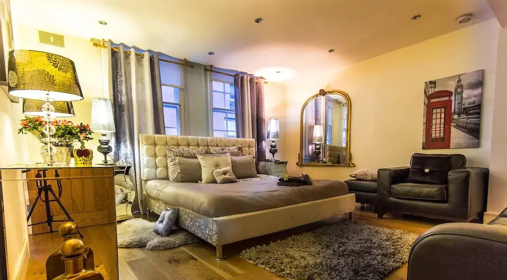 BG Private Townhouse 2 Bed 2 Bath