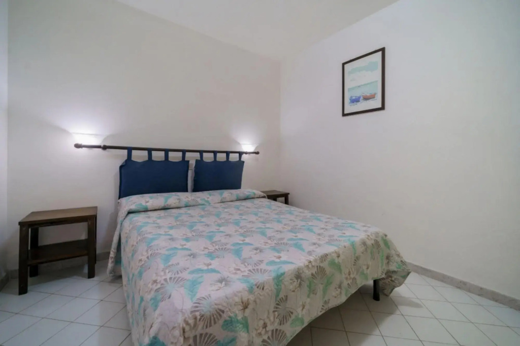 Il poggiolo sleeps 5 inside the Dimora Capoliveri, 400 meters from the centre-IL POGGIOLO