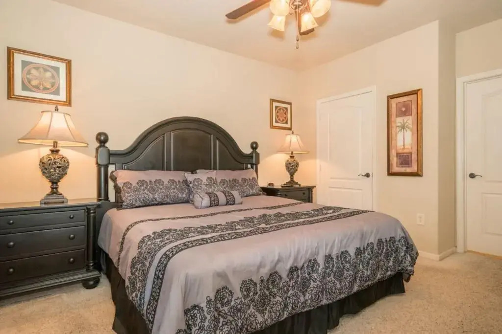 902 Charo Parkway Unit 621 3 Bedrooms, 3 Bathrooms