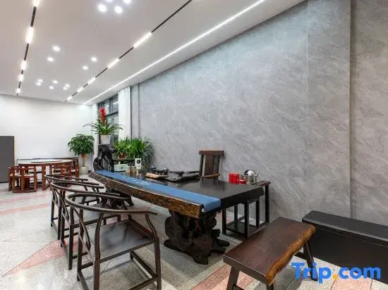 Xianju Xuege Homestay (Gaoqian Ancient House)
