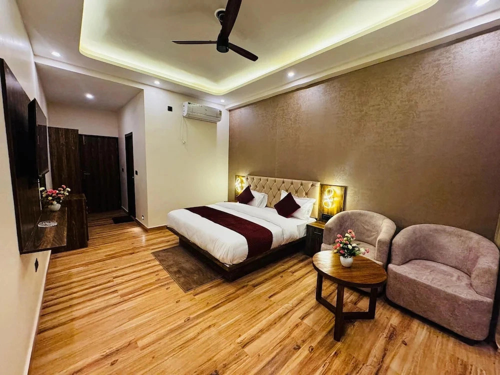 Casa Del Sol Lakeview Homestay