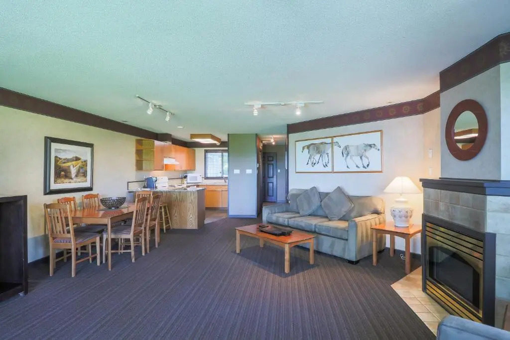 Pacific Shores Resort & Spa
