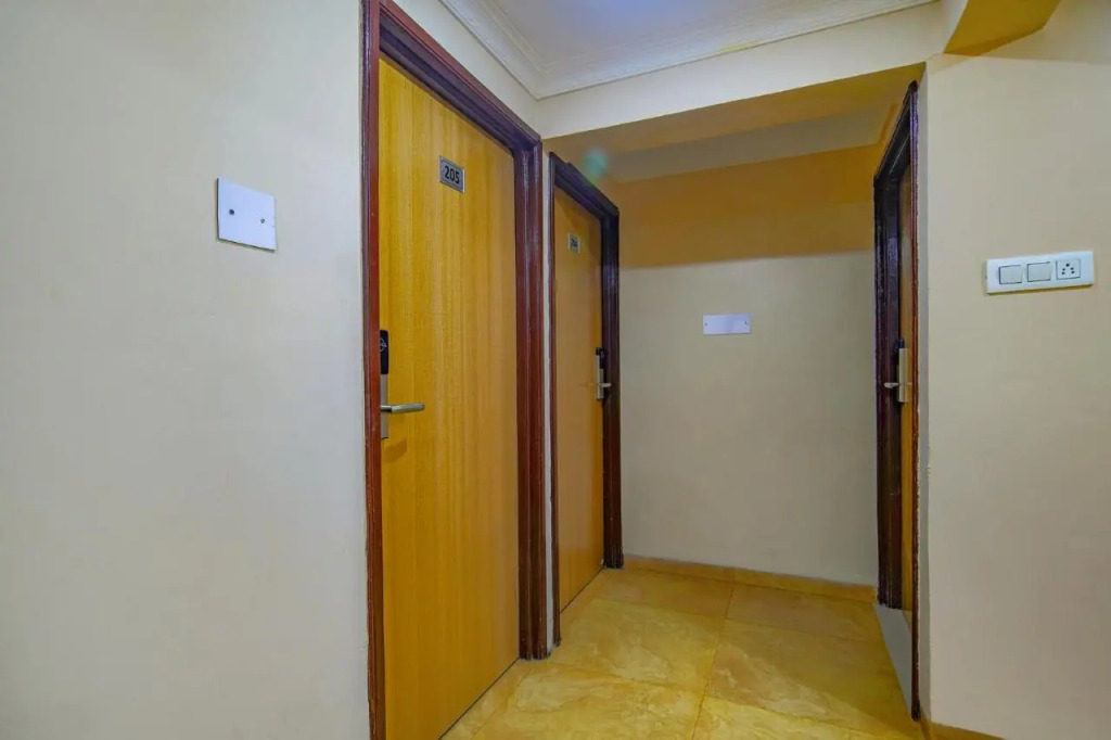 FabHotel Pishori - Vijay Nagar