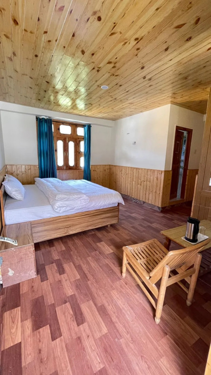 Hotel Kamru
