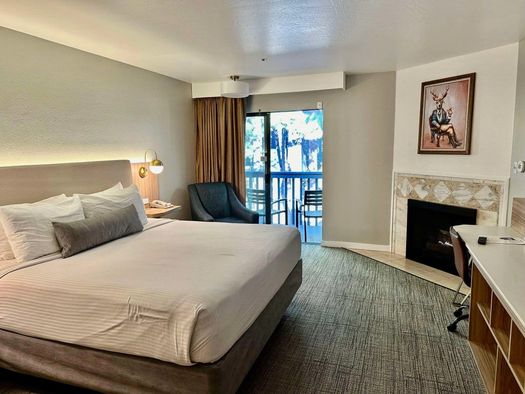 Chateau Big Bear Boutique Hotel, BW Signature Collection