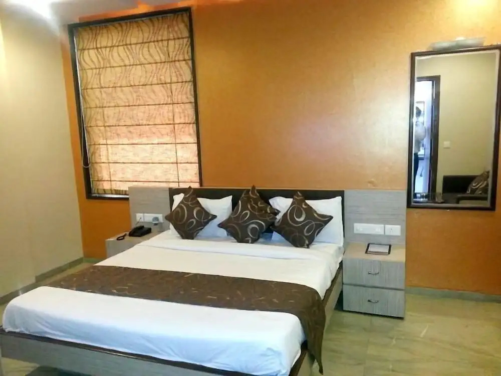Royal View Hotel
