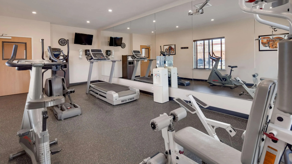 Best Western Plus Gateway Inn & Suites - Aurora