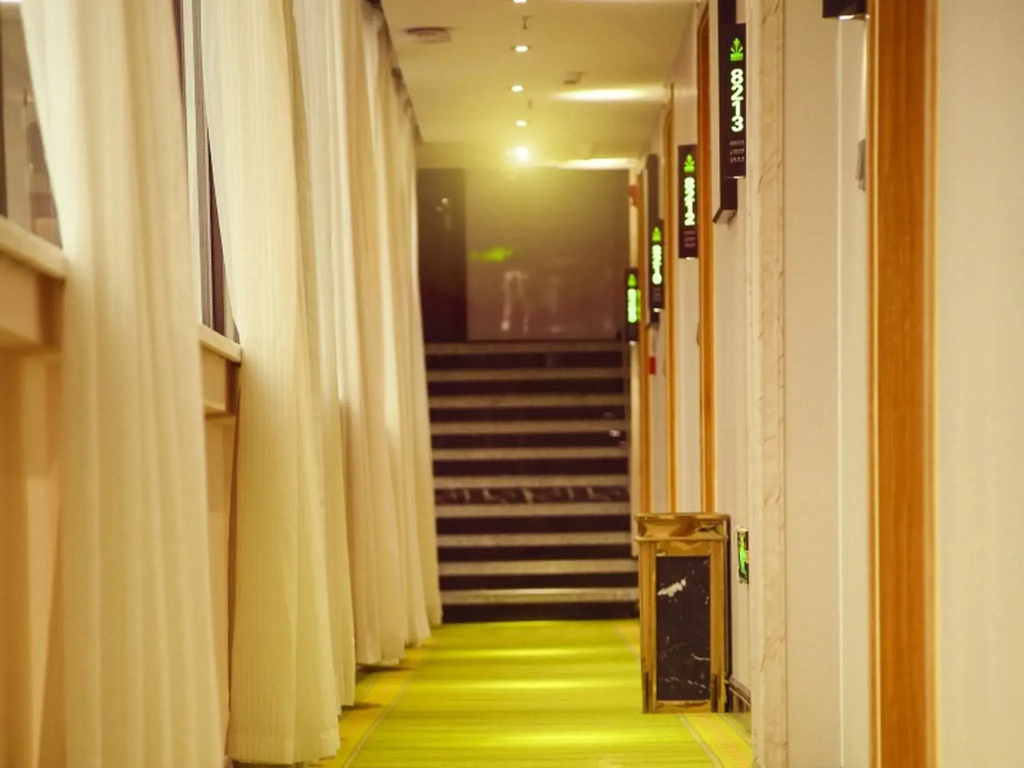 GreenTree Alliance Xinyang Pingqiao District Nanjing Road Dongyang Hotel