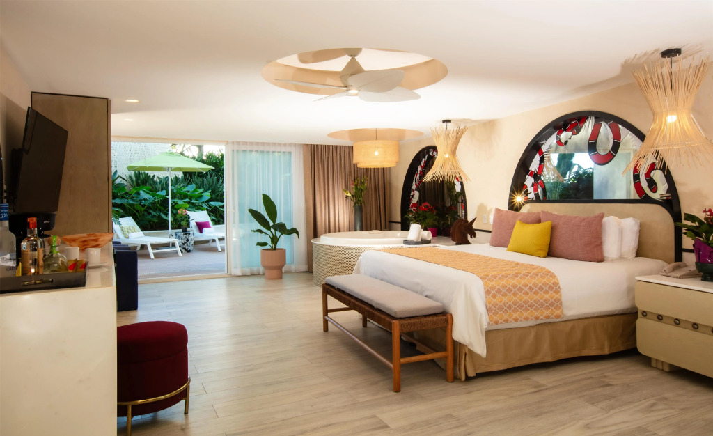 Almar LGBT Luxury Resort