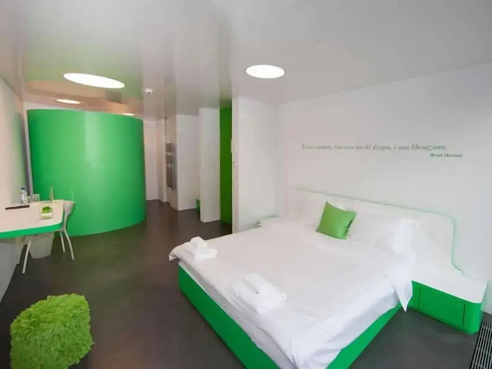Chromotel self check-in