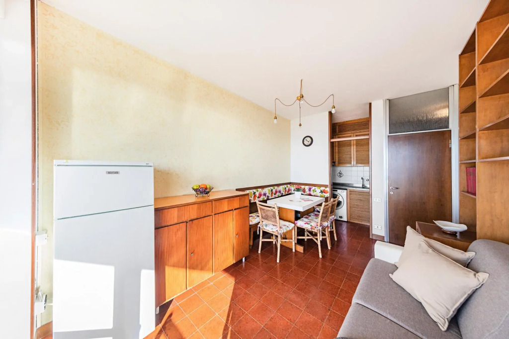 La Brise C B2 by Wonderful Italy