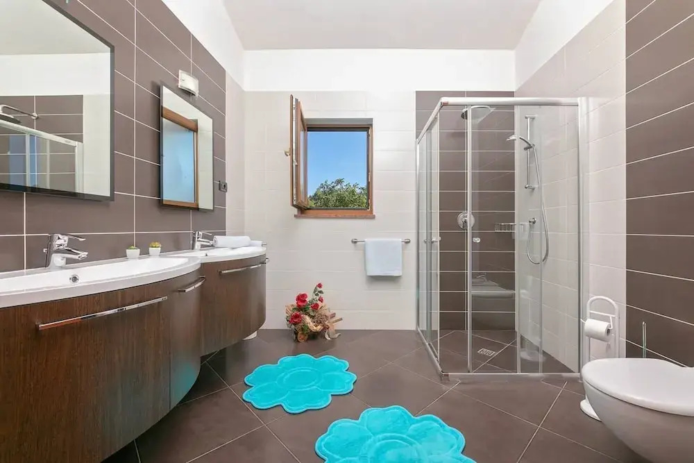 Charming 6-bed Villa in Vižinada