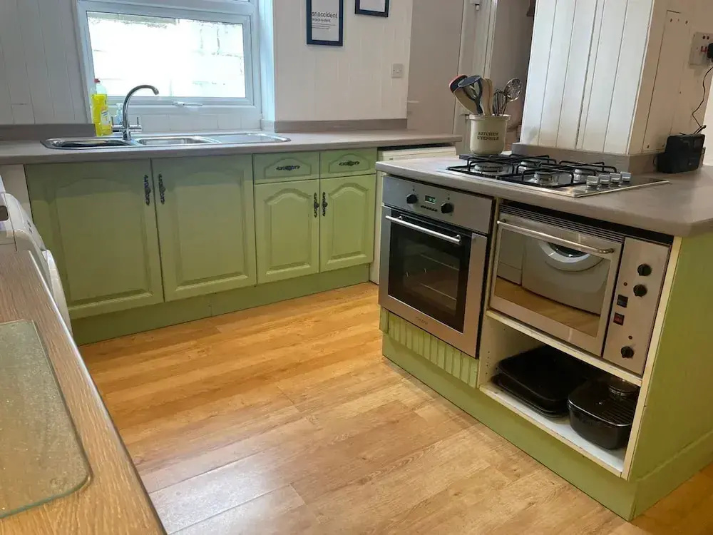 Large Family Getaways Metres From the Beach
