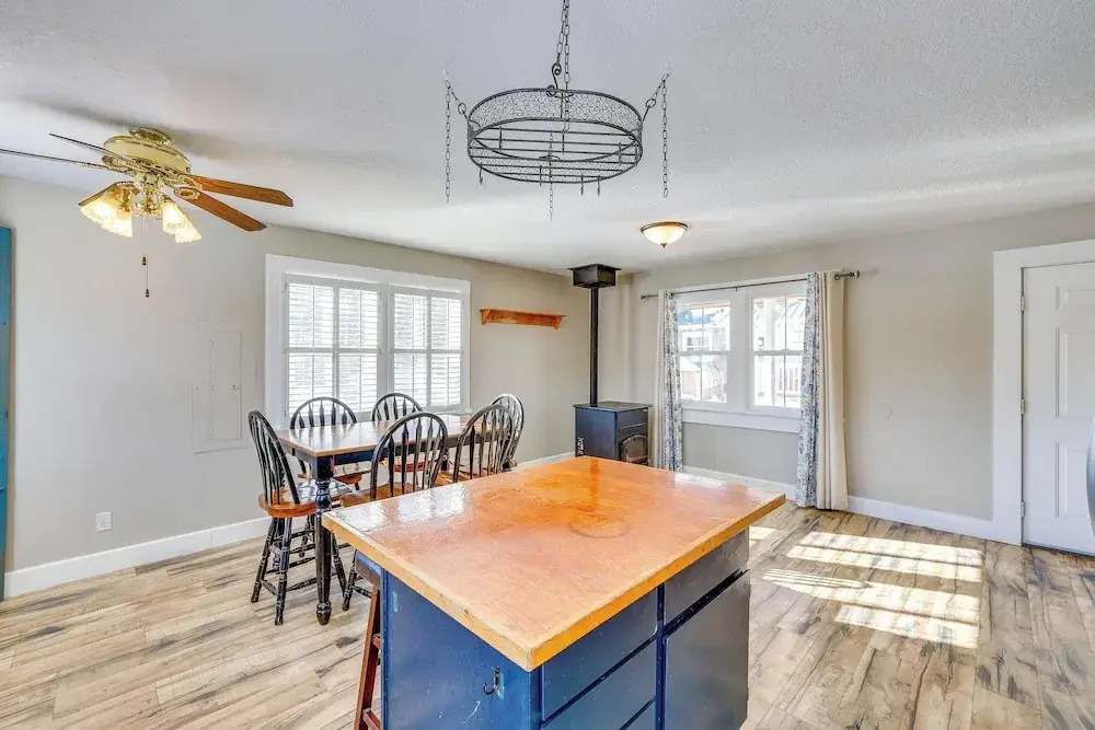 Fish, Hike & More: Garden Valley Family Home