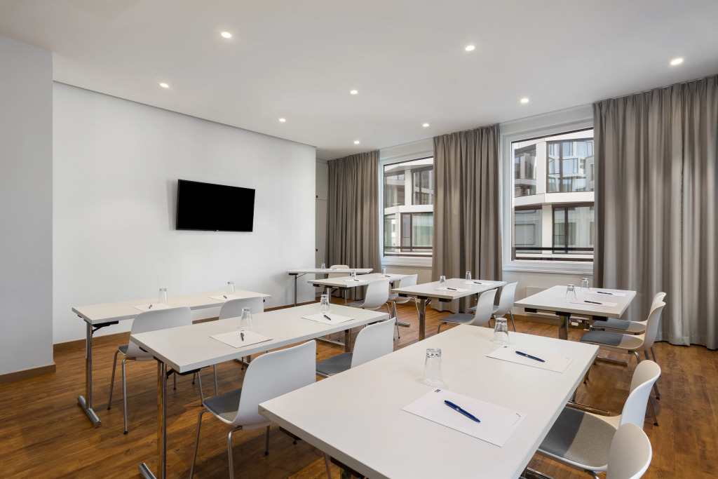 Holiday Inn Express Munich City West by IHG