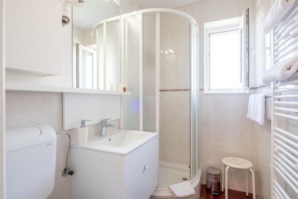Apartments and Rooms Villa Bouganvillea
