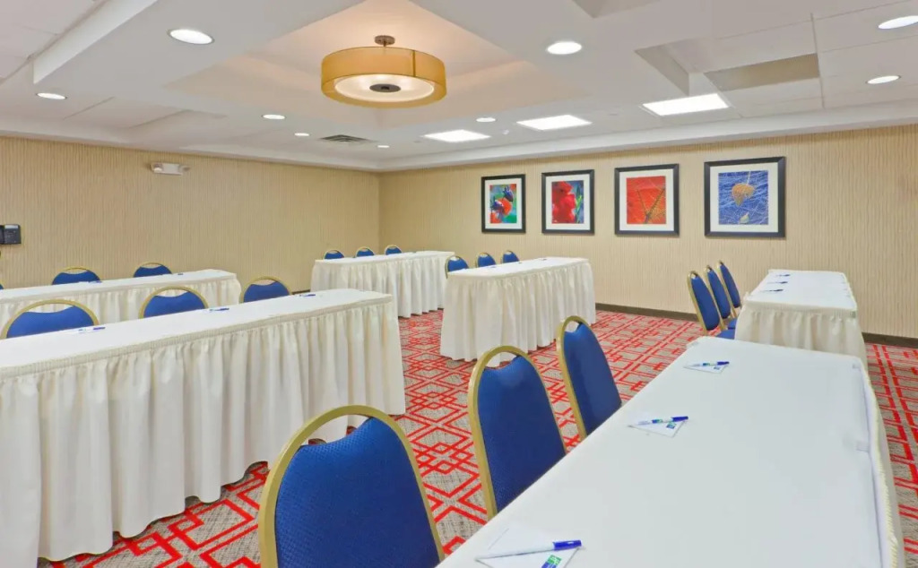 Holiday Inn Express - Neptune by IHG