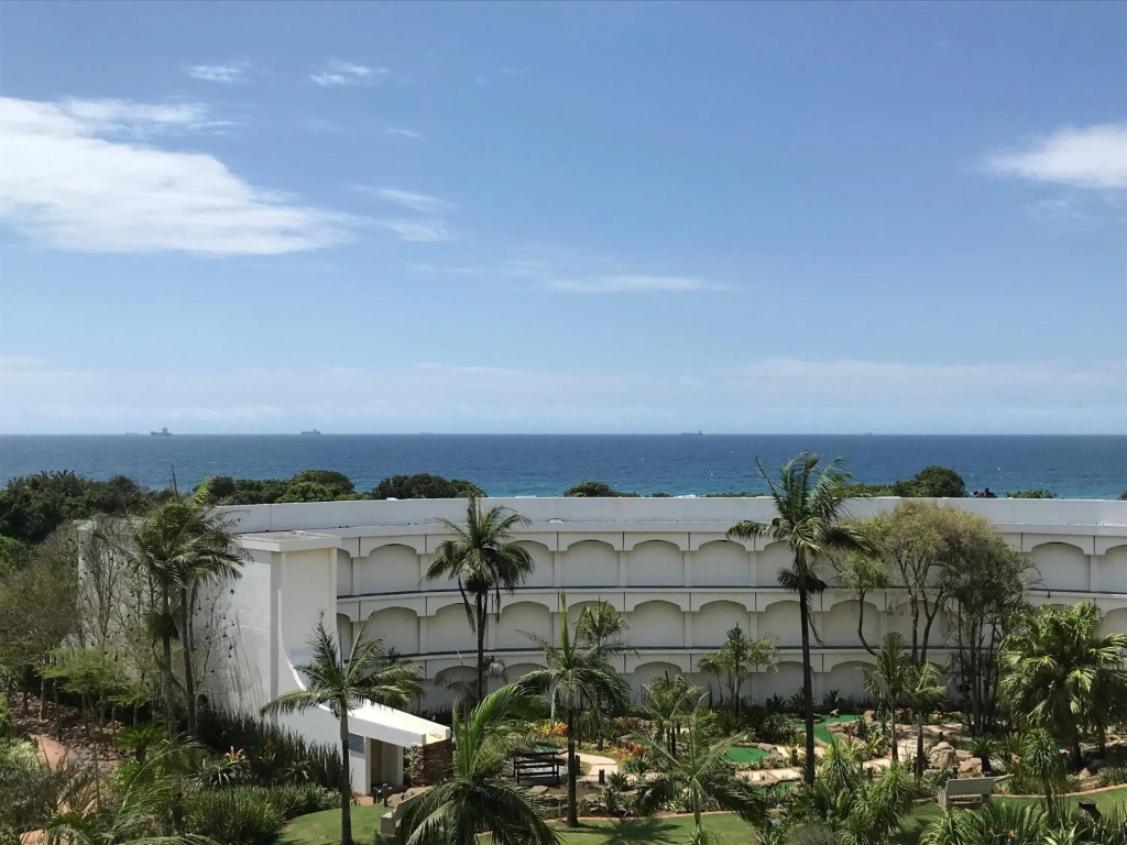 Umhlanga Beach Front 4 Sleeper