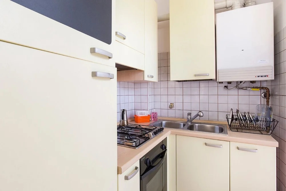 Impero House Rent - Simone