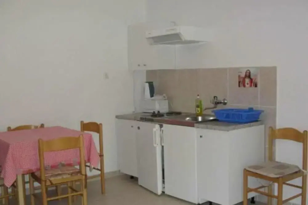Apartments Boguvila - One-bedroom Apartment With Terrace -