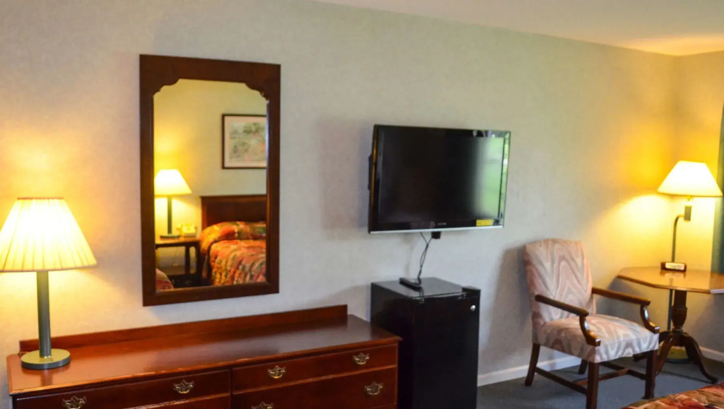 Surrey Inn Ashland