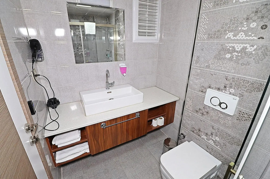 MARİNA HOTEL