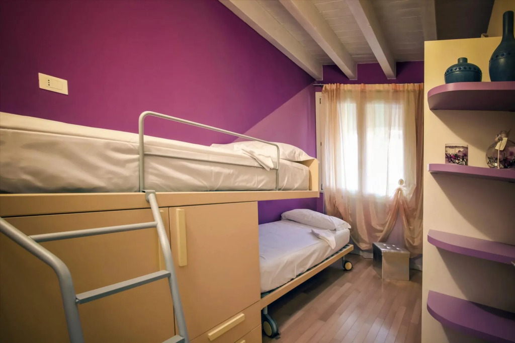 La Moderna Egman - Italian Homing