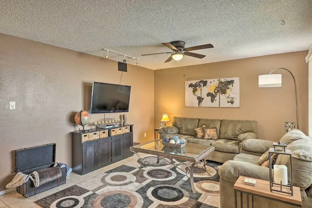 Family Friendly! Poolside Desert Oasis in Glendale