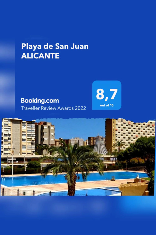 Playa de San Juan & Piscina y Parking