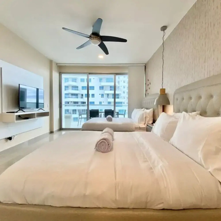 w Stunning 2BR w Pool n AC in Sunny Cartagena
