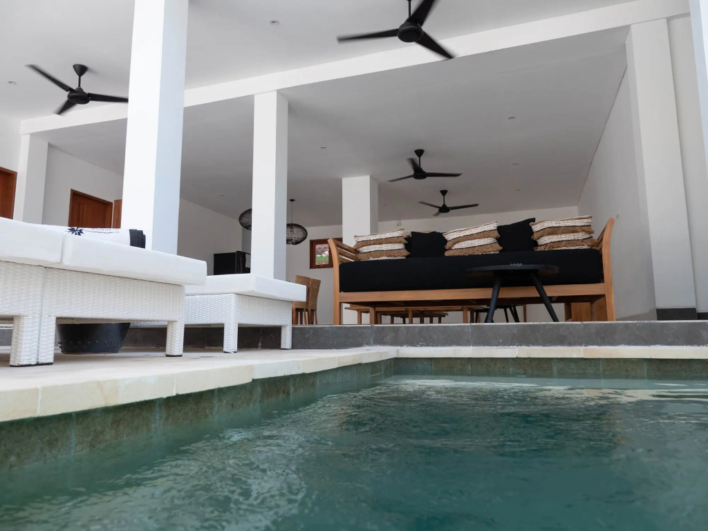 Ohanas Beachfront Resort & Beach Club