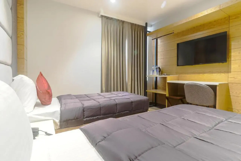 Hotel Bricks, Karol Bagh, New Delhi