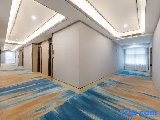 Yuelong Hotel (Foshan Lishui Branch)