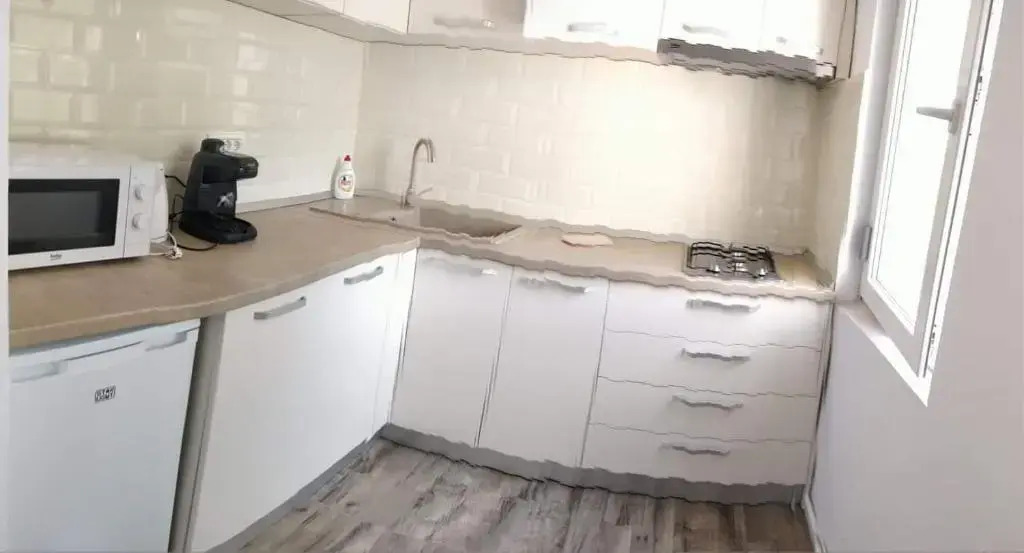 Tomis Apartment