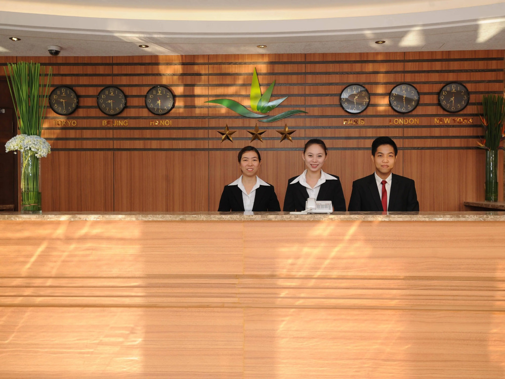 Happy Life Hotel District 7 Gần SECC