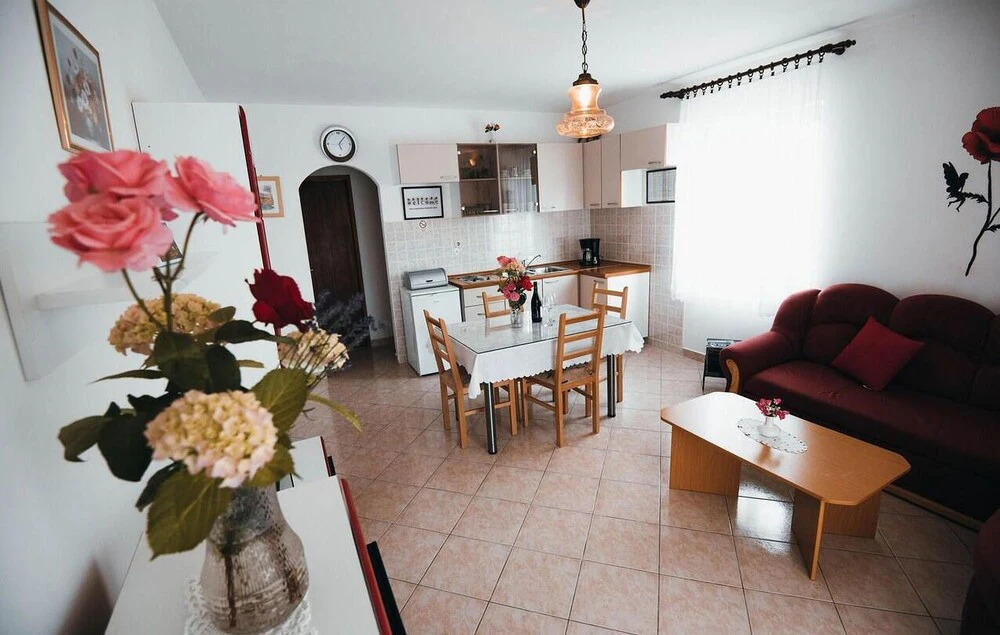 Nice Home in Vodice With Wifi and 3 Bedrooms