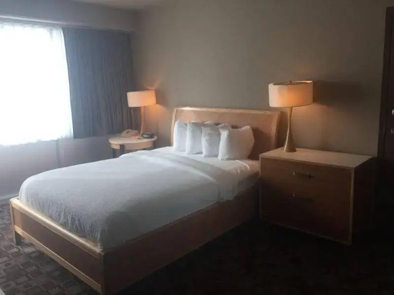 The State House Inn a Clarion Collection Hotel