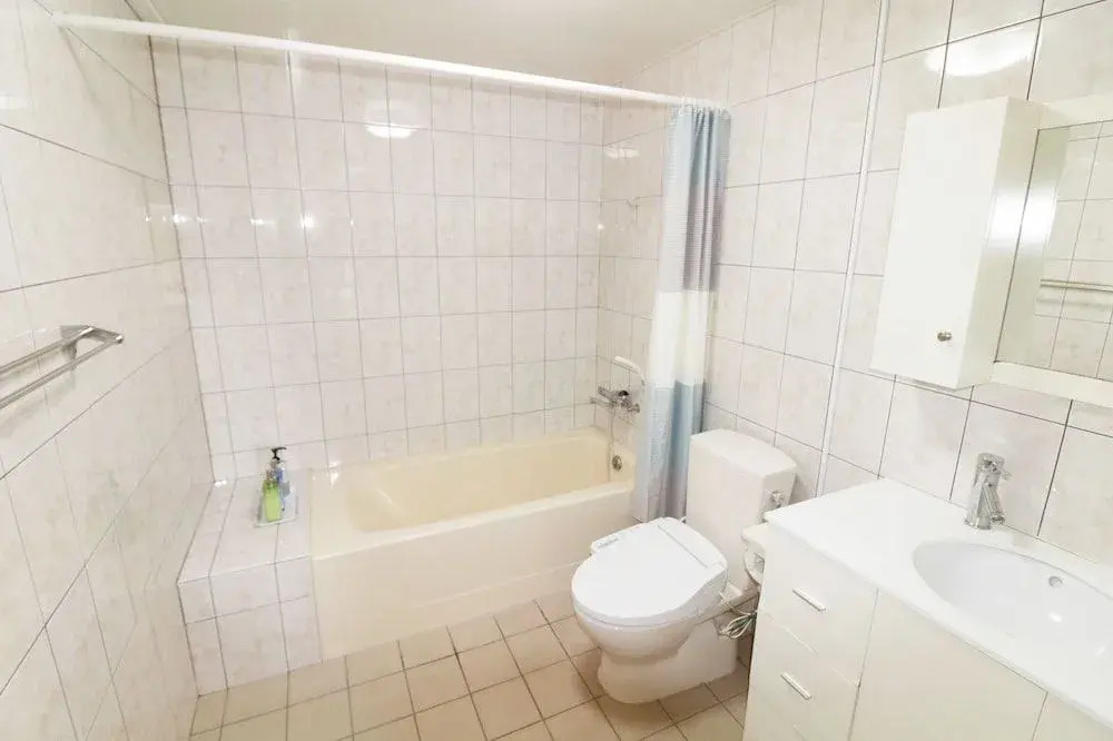 Dot Hotel Okinawa -旧Green Garden Hills