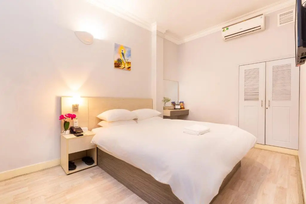 Cabana Hotel Saigon - 260 Ly Tu Trong